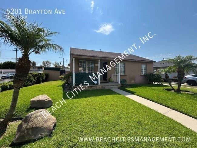 Primary Photo - 5201 Brayton Ave