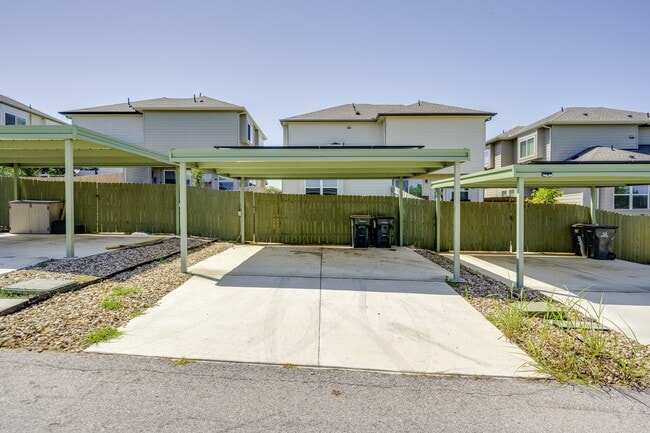 Building Photo - 9706 Whisper Willow Blvd