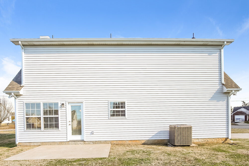 Building Photo - 1111 Nahanee Ct
