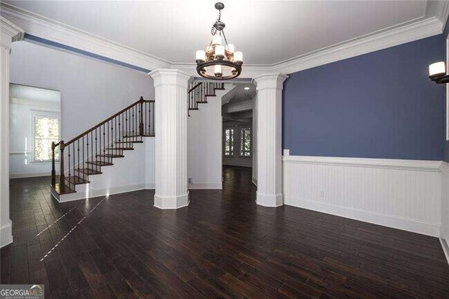 Building Photo - 1106 Devine Cir NE