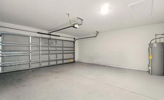 Building Photo - 1950 Birnham Wood Bnd