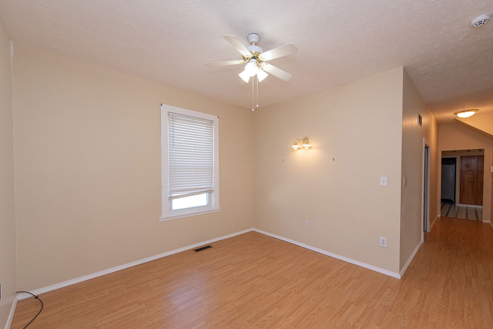 Building Photo - 718 Wachendorf St