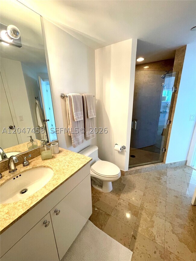 Building Photo - 4775 Collins Ave