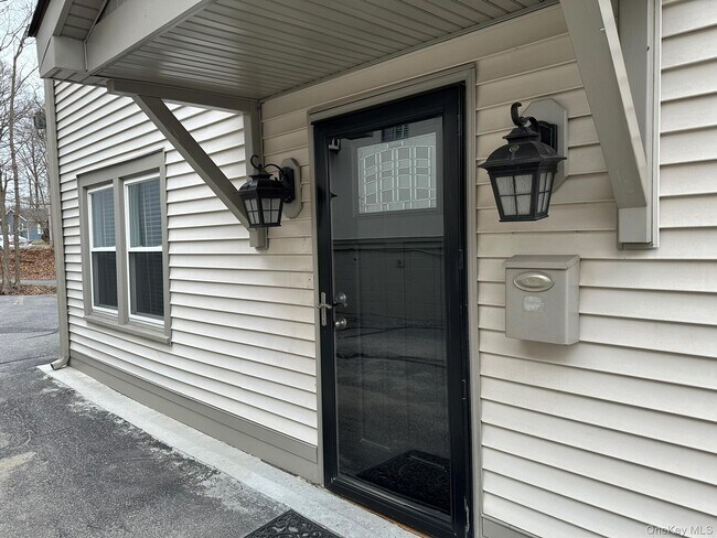 Building Photo - 973 NY-22