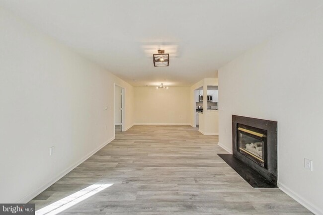 Building Photo - 15300 Diamond Cove Terrace