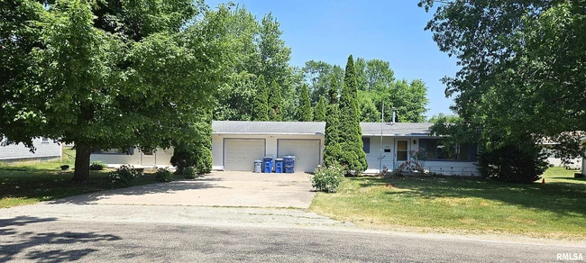 Front - 233 N Taylor St