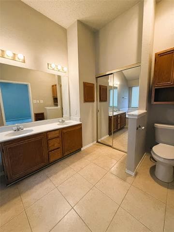 Building Photo - 812 Twin Creek Dr