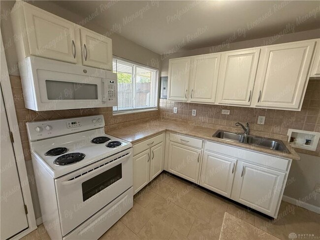 Building Photo - 5678 Tomberg St