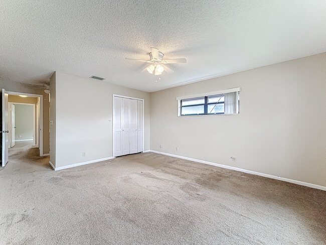 Building Photo - 9780 Pecan Tree Dr