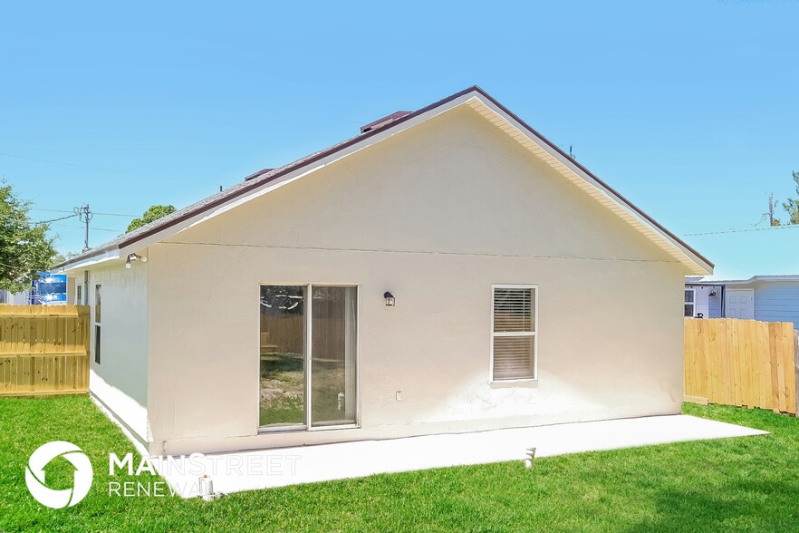Building Photo - 2872 N 9th St