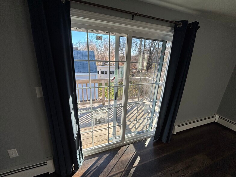 brand new patio doors - 91 Pickering Rd