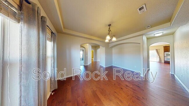 Building Photo - 655 Woodmoor Acres Dr