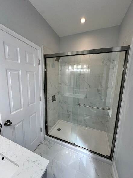 Building Photo - 2002 W 21st Pl