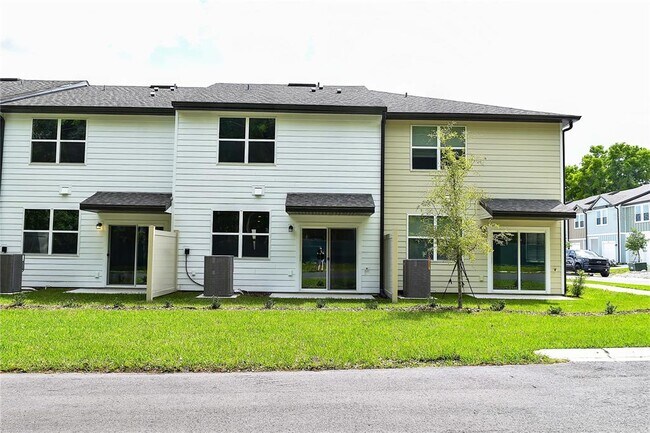 Building Photo - 38061 Elby Ln