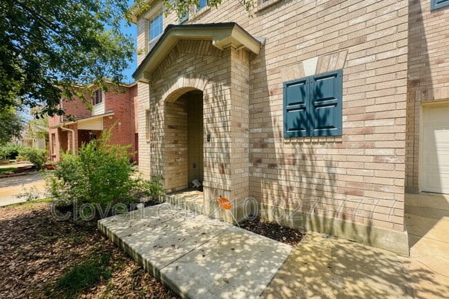 Building Photo - 7435 Circle Farm
