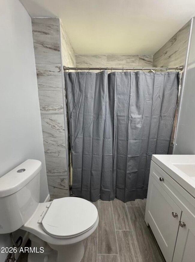 Building Photo - 68 S Ashland