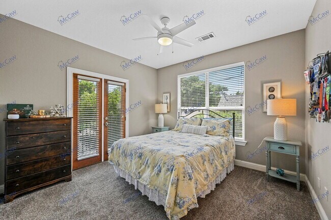 Building Photo - 5211 Mission Ave