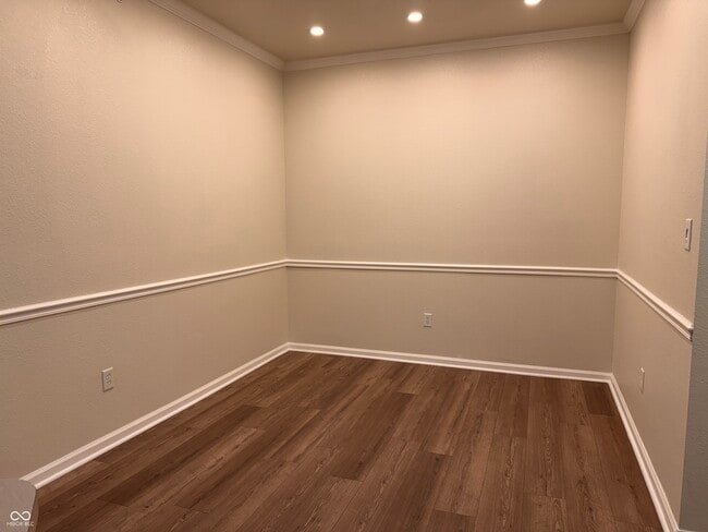 Building Photo - 12820 University Crescent