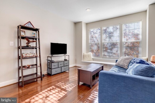 Building Photo - 2342 Huntington Station Ct