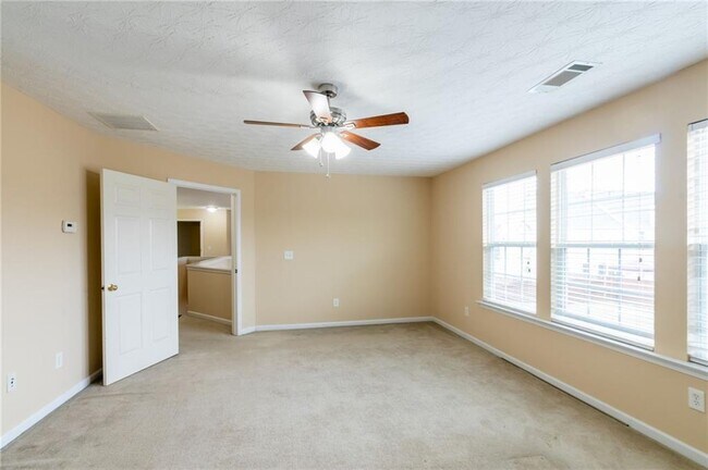 Building Photo - 778 Roxholly Ln NE