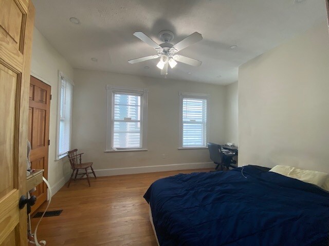 Building Photo - 190 Highland St