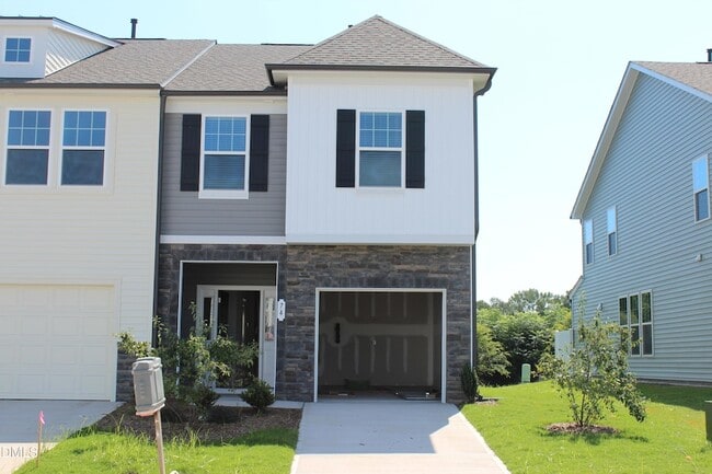 Building Photo - 74 Amaryllis Ln