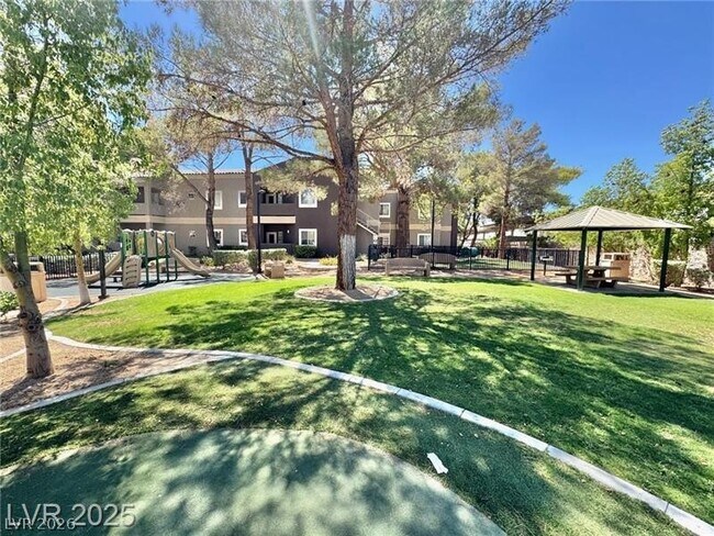 Building Photo - 5250 S Rainbow Blvd