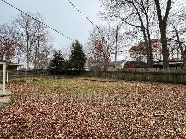 Building Photo - 6393 Springwood Rd