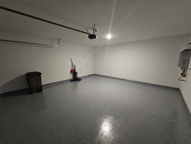 Building Photo - 28751 Texas Plns Dr