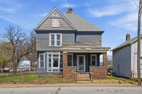 Building Photo - 1405 7th Ave