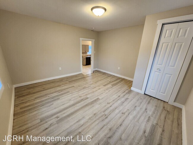 Building Photo - 3 br, 1 bath House - 2118 W Phelps