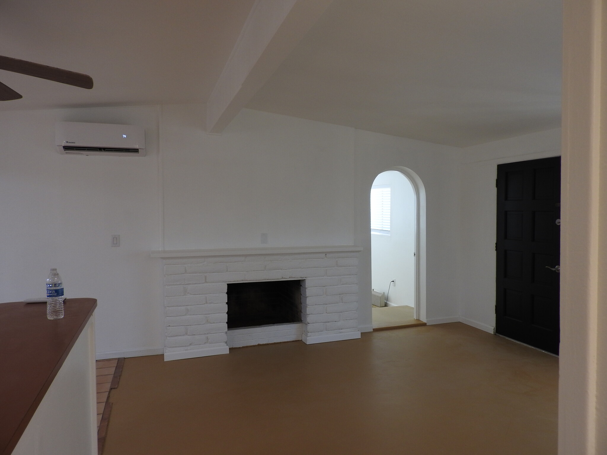 Livingroom - 2901 W Milton Rd