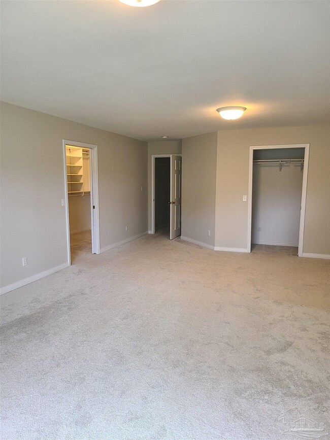 Building Photo - 9007 Autumn Ln