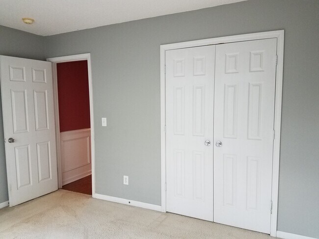 Building Photo - Great One Story With Bonus Room Over Garage