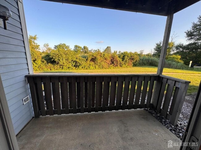 Building Photo - 815 Aspen Dr