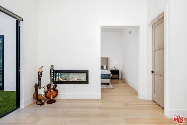 Building Photo - 22931 Dolorosa St