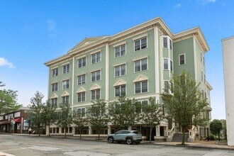 Building Photo - aivilla