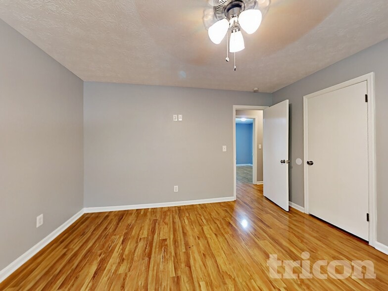 Building Photo - 1370 High Country Ct