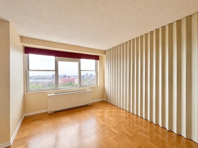 Building Photo - 151 Tremont St