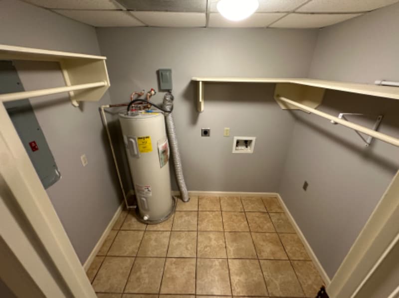 Building Photo - 1644 FM 1696