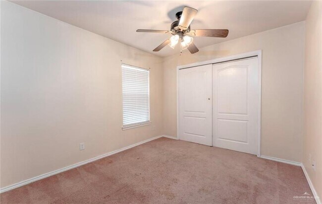 Building Photo - 12 Beatrice Ave