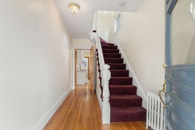 Building Photo - 7 Perham St