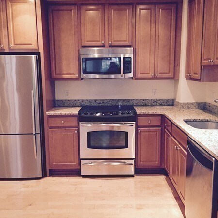 Building Photo - 20 Chapel St