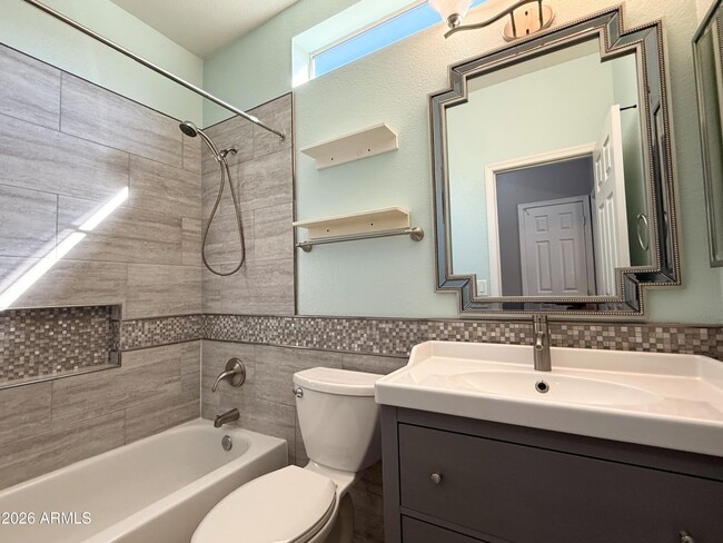 Building Photo - 235 E Smoke Tree Rd