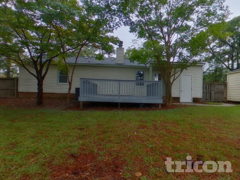 Building Photo - 424 Westridge Rd