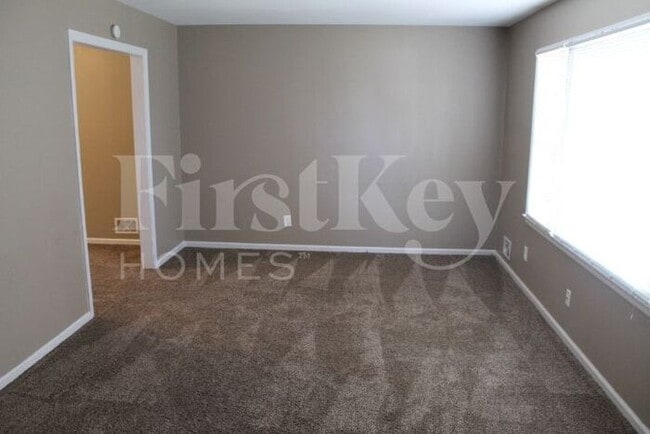 Building Photo - 8800 E 61st St