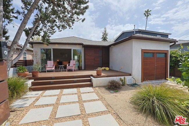 Primary Photo - 1630 Penmar Ave