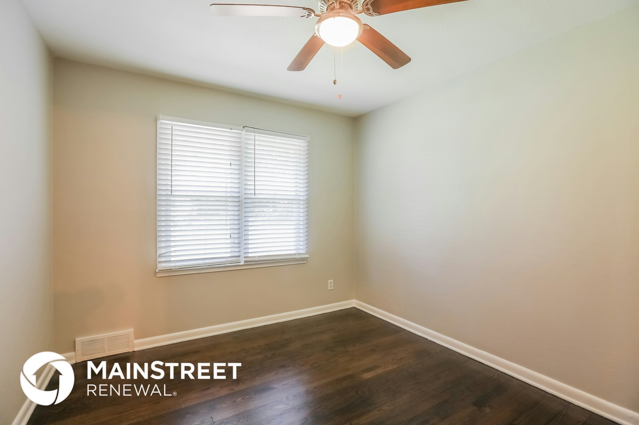 Building Photo - 7102 N Baltimore Ave