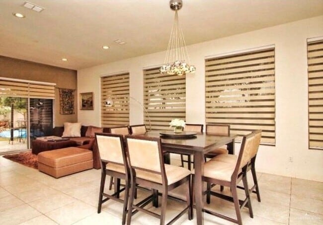 Building Photo - 2404 S 43rd St