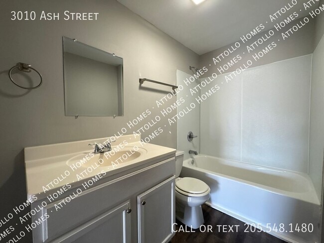 Building Photo - 3010 Ash St